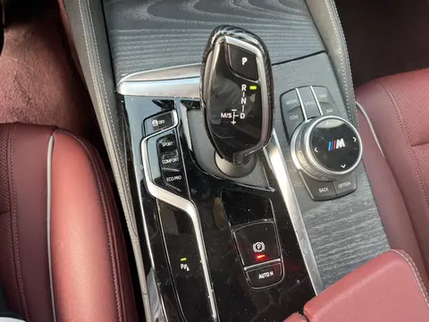 二手宝马5系：2021款530Li，5万公里准新，23.68万！